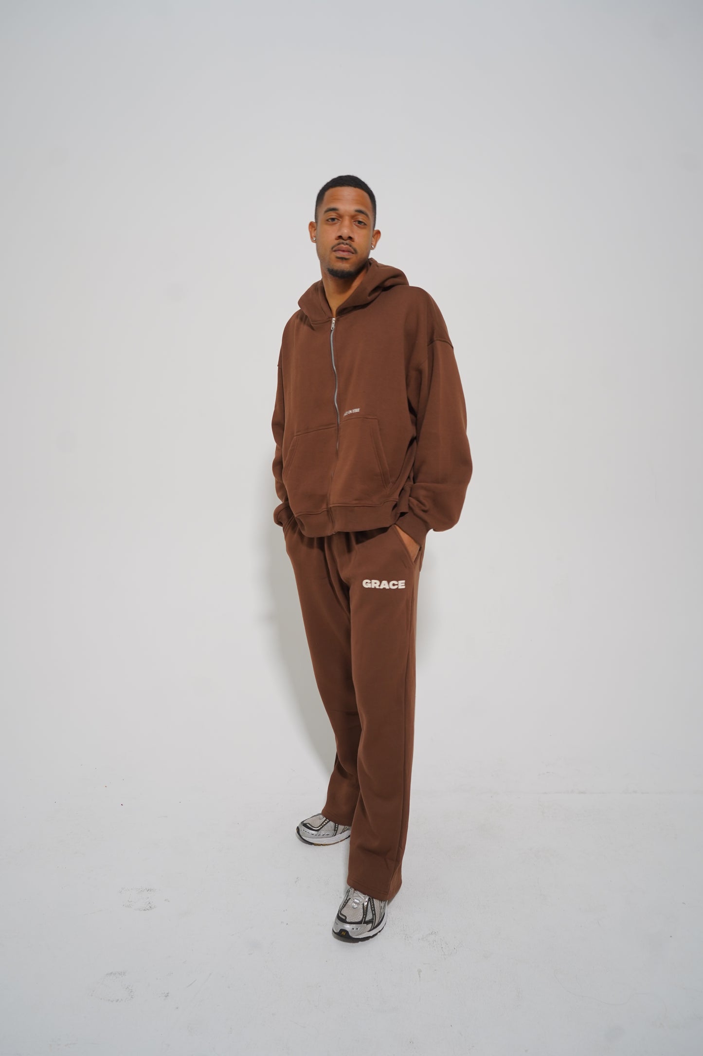 GRACE SWEATS